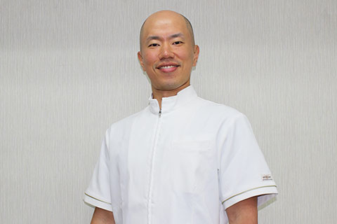 小村接骨院 院長：小村 紘史